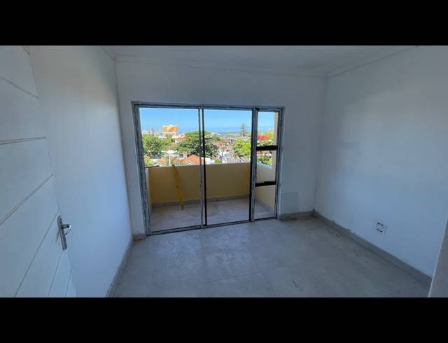 11 BEDROOM APARTMENT BLOCK FOR SALE IN BULWER